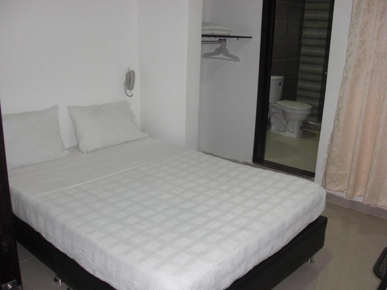 Hotel Aussie Koala Armenia  Εξωτερικό φωτογραφία